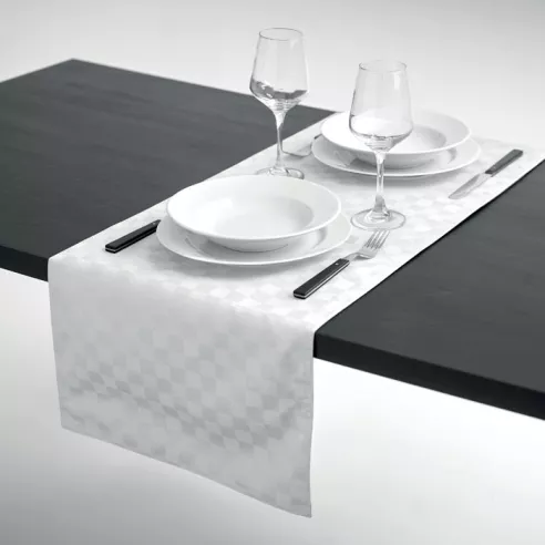 Table runner in polyester SPICE