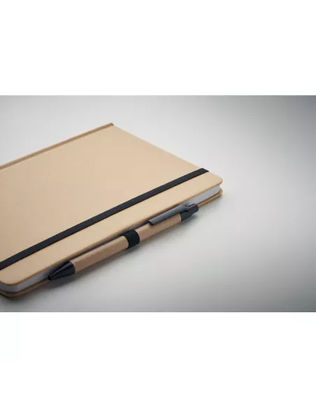 Libreta A5 en cartón reciclado CARATIL