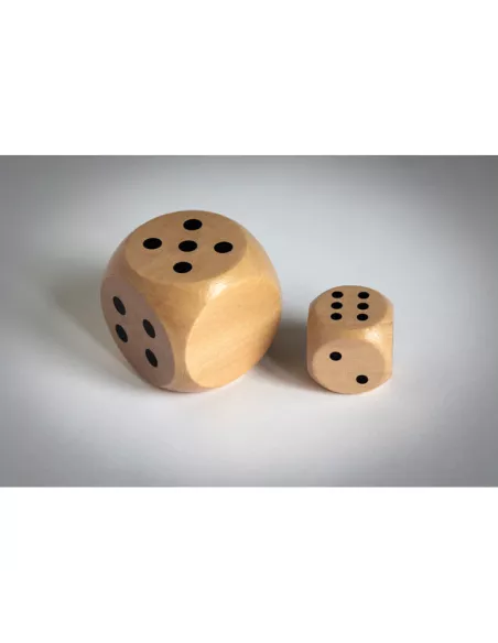 Schima wooden dice 3cm dia DADIN
