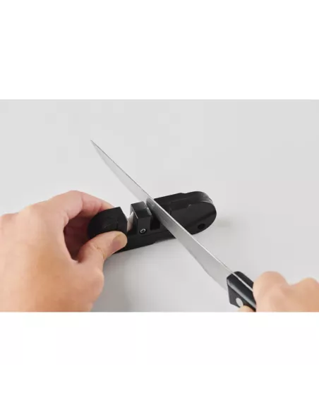 Pocket-sized knife sharpener KEENSHARP