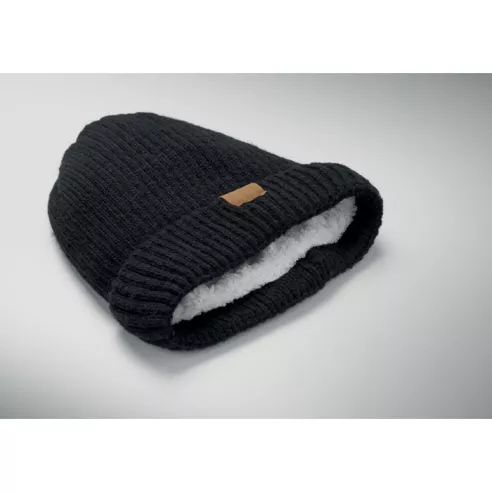 Gorro de punto con dobladillo PUNTOS