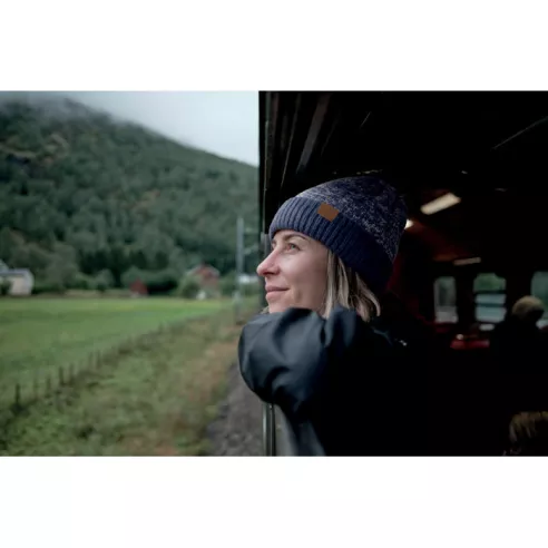 Knitted beanie with cuff PUNTOS
