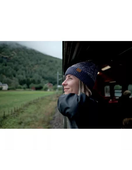 Knitted beanie with cuff PUNTOS