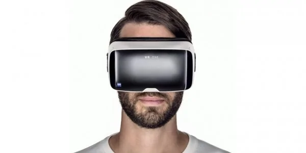 Personalized virtual reality glasses