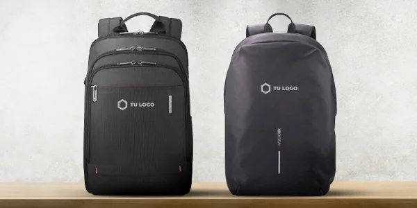 Buying custom backpacks with logo is a good idea